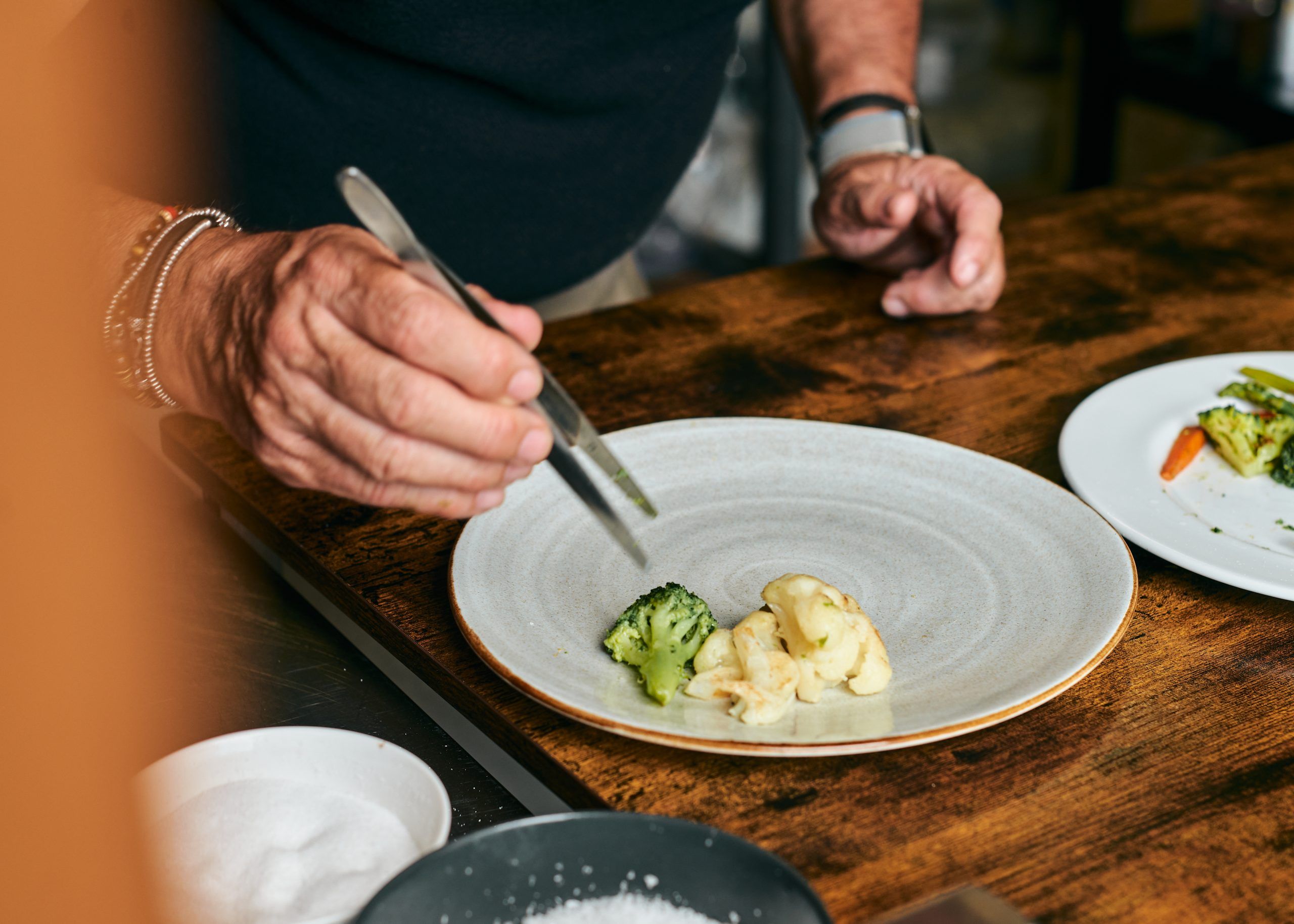 Ariane Roz. Fotógrafo de interiorismo y producto en Bilbao, Bizkaia. Fotógrafo especializado en hoteles, gastronomía y restaurantes. Fotógrafo especializado en hostelería. Reportaje fotográfico del Hotel El Amparo de Narcisa, en Burgos.